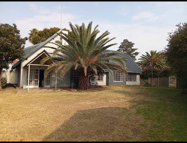 3 BEDROOM HOUSE FOR SALE IN VAALPARK